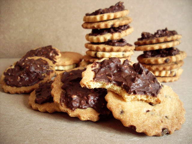 galletas de avellana y chocolate