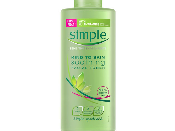 Skincare Review : Simple Soothing Facial Toner 