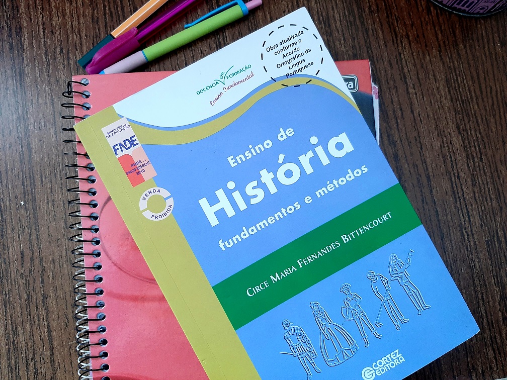 Livro para professores de História