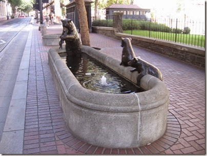 IMG_3310 Animals in Pools at Pioneer Courthouse in Portland, Oregon on September 7, 2008