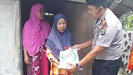 Kapolsek Beringin Jalin Silaturahmi dan Berikan bantuan Sembako Kepada warganya Yang Kurang Mampu.