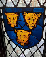 Henry Tudor House windows, loggerheads detail