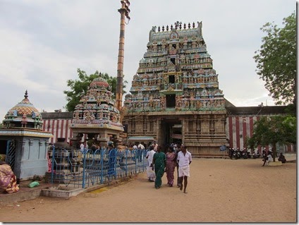 800px-Thirunageswaram_gopuram