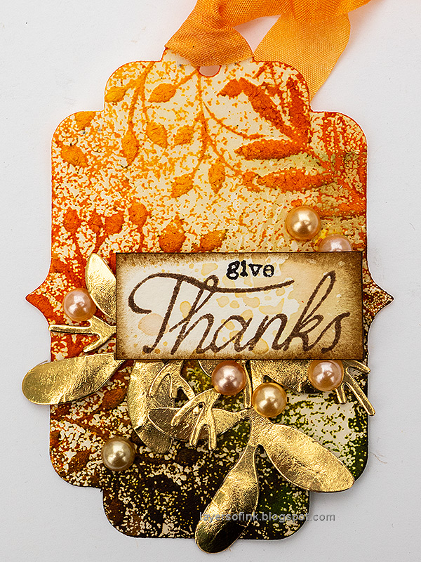 Layers of ink - Thankful Gift Tags Tutorial by Anna-Karin Evaldsson. Give thanks tag.