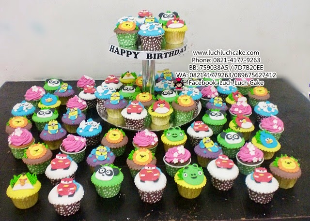 Luch Luch Cake: Cupcake Ulang Tahun Dengan Tier Tema Kartun