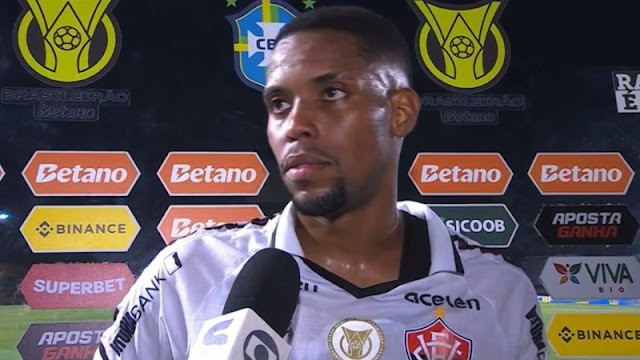 Iury Castilho faz dura cobrança após derrota do Vitória para Vasco: "Tem que mudar nossa postura