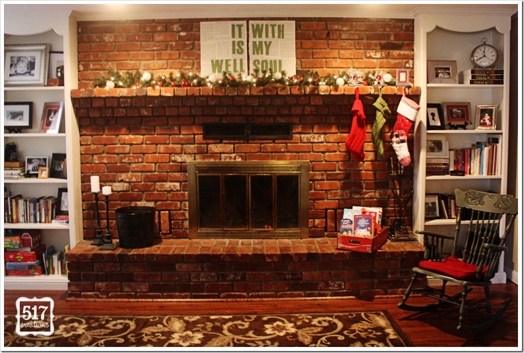 christmas_decorations_fireplace