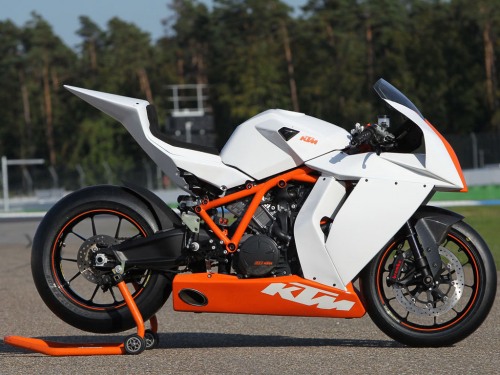 ktm rc8 motorcycles 2010