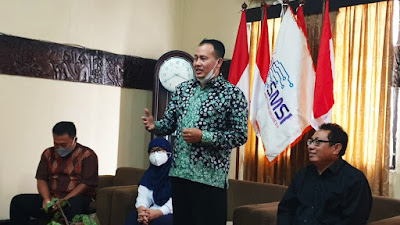 Bahas Perlindungan Konsumen Forum Lingkar Merdeka SMSI Diskusi Bersama BPKN RI