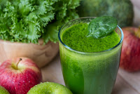 Spinach leaves, green leaves, food