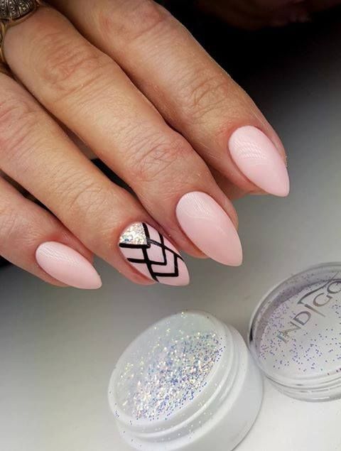 pretty cool nail art for this winter