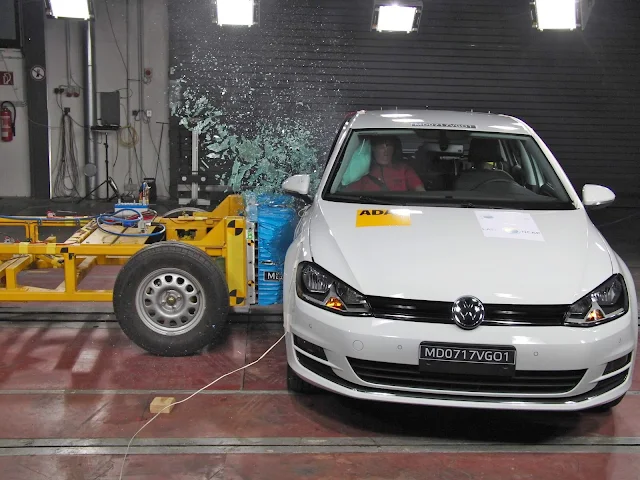 VW Golf brasileiro é 5 estrelas no Latin NCAP protocolo 2016