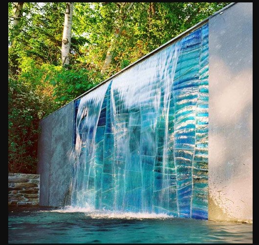 Wall Fountains Outdoor Pool with blue tail