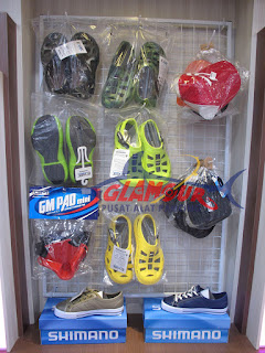 Sandal Shimano dan sepatu berbagai pilihan warna dan ukuran