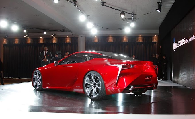 2017 Lexus LF-LC Widescreen Images