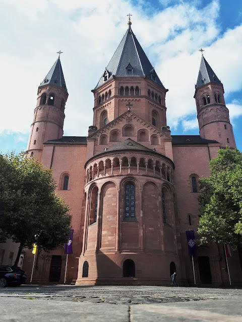 Mainz red stone Cathedral