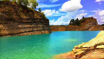 Danau Biru Banjarmasin