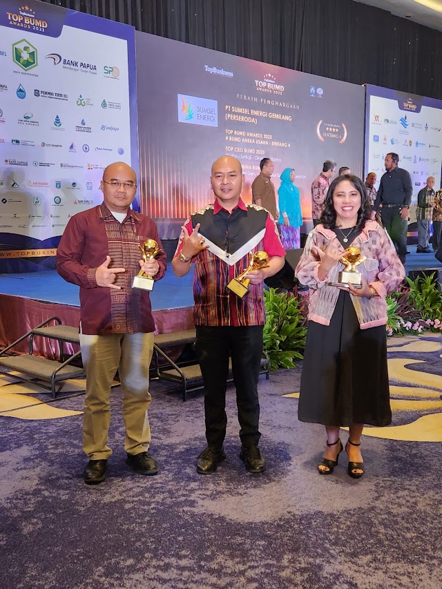 Pemkab Taput Raih 3  Penghargaan TOP BUMD Awards 2023