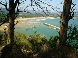 pantai teleng ria pacitan ~ Bumi Nusantara