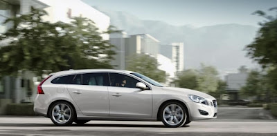 2011-Volvo-V60-Executive-Car-Side