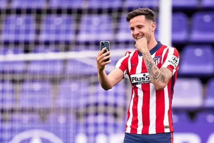 Simeone reflects on Saul Niguez "difficulty" amid Liverpool and Man Utd interest