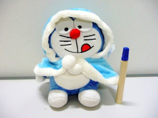 Boneka doraemon lucu banget