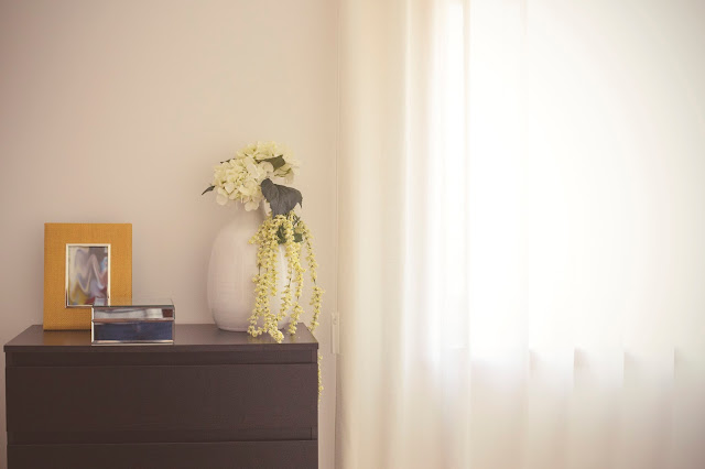 grey and yellow bedroom