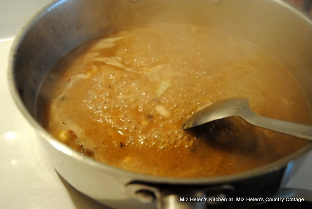 Grandma's Dublin Coddle at Miz Helen's Country Cottage