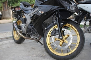 Tampilan Cat Velg Motor Warna Gold