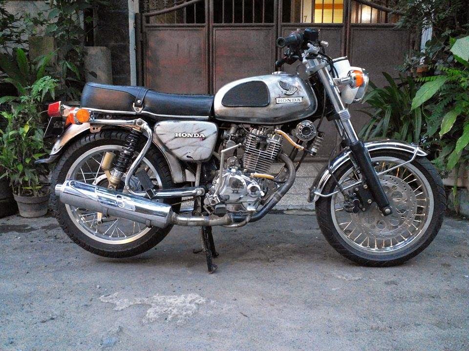 Modif Honda CB "Simple Tetapi Terlihat Mewah" Hasil 