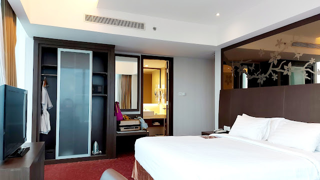 Suite room The Alana Surabaya