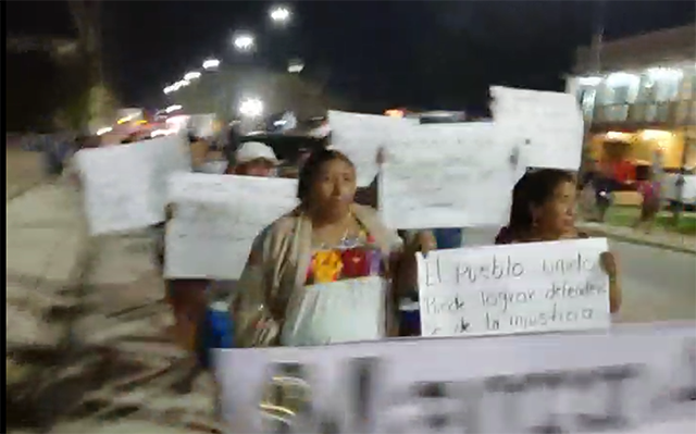 Reactivan marchas en Tinum contra director de la zona arqueológica de Chichen Itzá