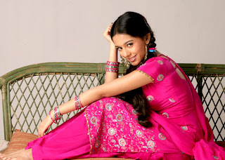 Amrita Rao photos in pink dress