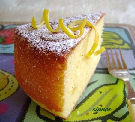 Lemon yoghurt cake