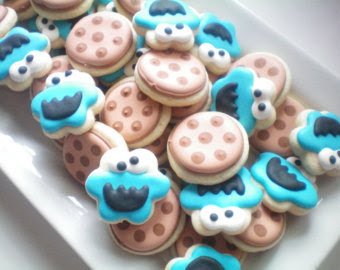 cute decorated sugar cookies