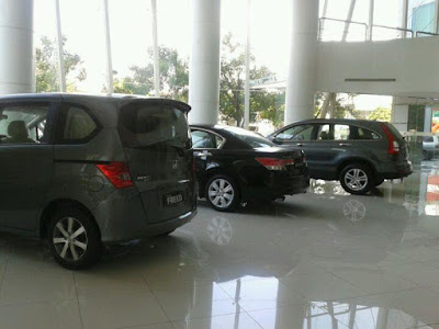 Showroom_Honda_Surabaya_Center_Basuki_Rahmat