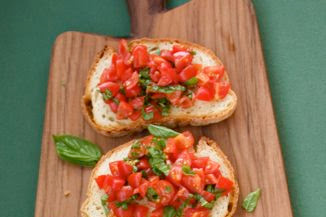   Bruschetta with Tomatoes 