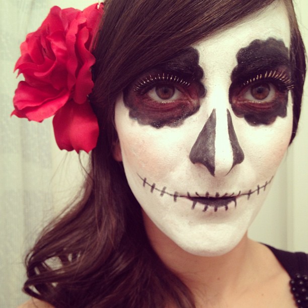 mexican sugar skull makeup for halloweening saturday night