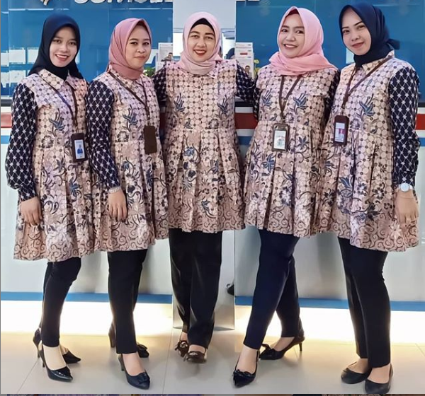 Model Tunik Batik  Kerja Terbaik 2021 Desain  Mewah Dan Modern