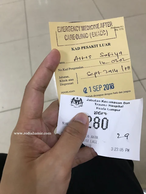 Berjumpa doktor di Jabatan Kecemasan Hospital Kuala Lumpur