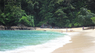 Pantai Teluk Hijau banyuwangi