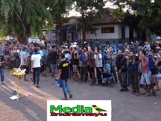 hasil lomba burung klaten, hasil lomba burung terbaru 2018, hasil lomba burung sragen, hasil lomba rajawali indonesia, burung new, jadwal lomba burung, daftar juara bnr semarang, hasil lomba agrobur, daftar juara bnr award 2017, daftar juara lomba burung kapolres cup sragen, kontes burung surabaya, video kontes burung lovebird, kontes burung murai, kontes burung anis, kontes burung kacer, kontes burung pleci, kontes burung kenari, kontes burung merpati, kontes burung konin, hasil lomba piala kapolres metro jakarta selatan, piala kapolres metro jakarta selatan, daftar juara latber jumat keramat rkbc, daftar pemenang latber jumat keramat rkbc, hasil lomba latber jumat keramat rkbc, brosur latber jumat keramat rkbc, pemenang latber jumat keramat rkbc, lomba burung berkicau latber jumat keramat rkbc, perlombaan burung di latber jumat keramat rkbc