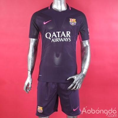 Áo bóng đá siêu cấp  có logo Barcelona sân khách 2016/17 tại aobongda.com