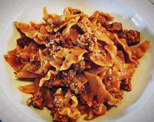 Pantacce toscane al ragù di tofu al basilico e semi di girasole