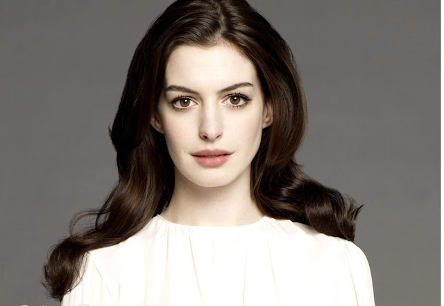  Anne Hathaway HD Wallpapers