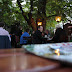 Im Biergarten vom Auerbräu