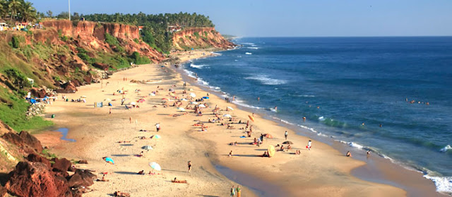 Varkala beach (Papanasam Beach)