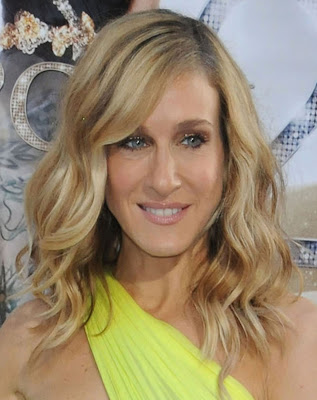 Parker+Medium+Wavy+Cut Sarah Jessica Parker Medium Length Hairstyles