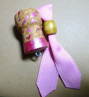 Breast cancer awareness key chain