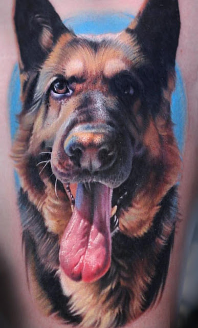 tatuagens femininas de cachorros